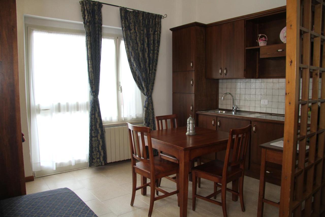 Residence I Due Pini มารีนาดีกรอซเซโต ภายนอก รูปภาพ