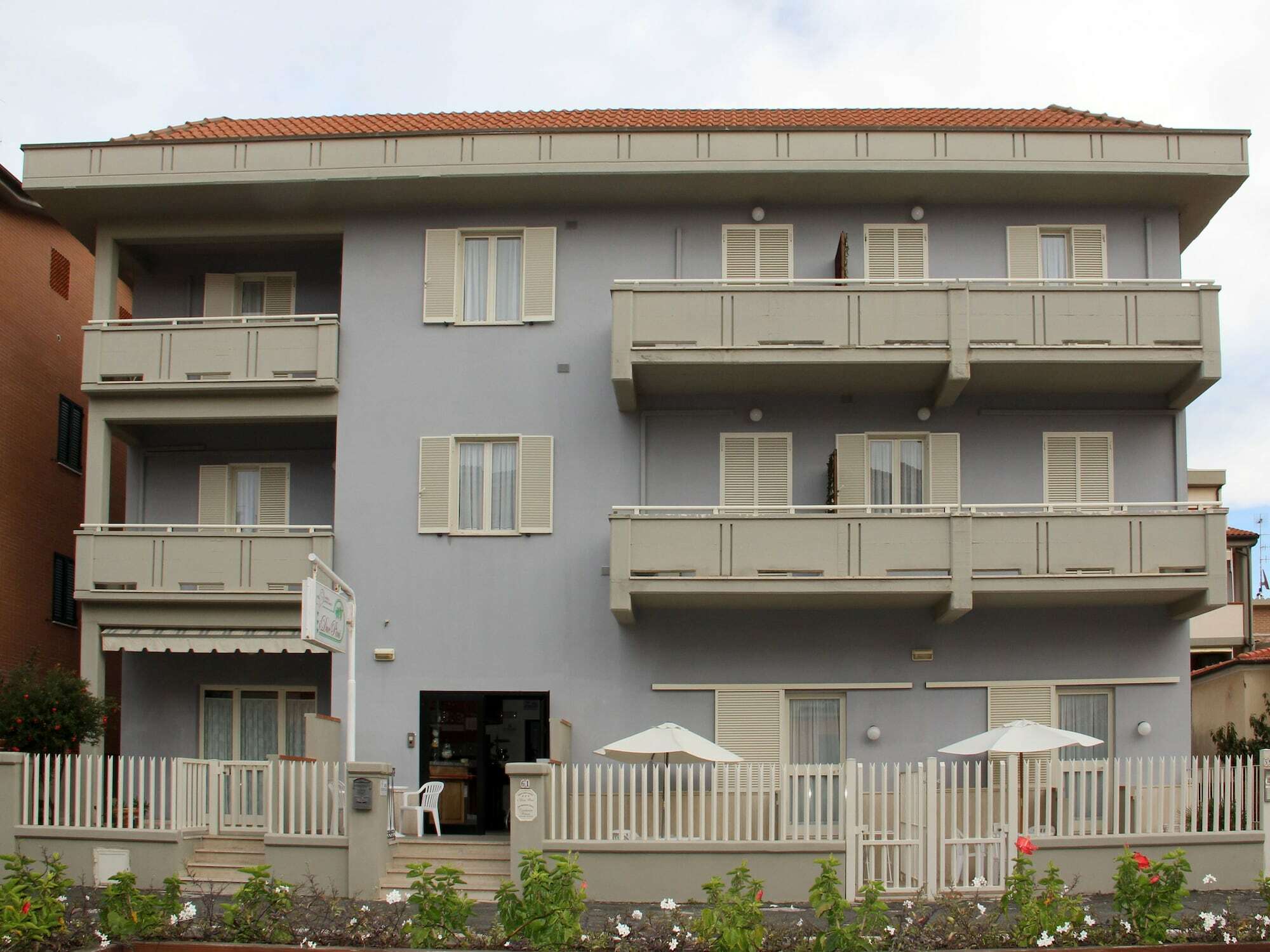 Residence I Due Pini มารีนาดีกรอซเซโต ภายนอก รูปภาพ